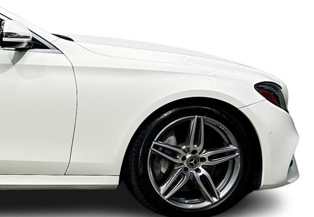 Used 2018 Mercedes-Benz E 300 image 8