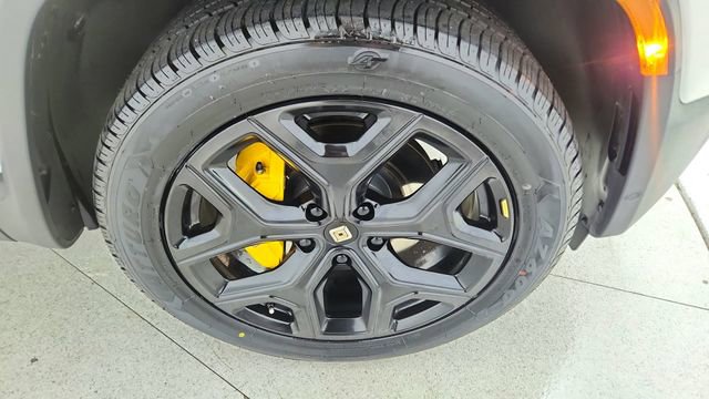 Used 2024 Rivian R1S Adventure AWD/4WD image 59