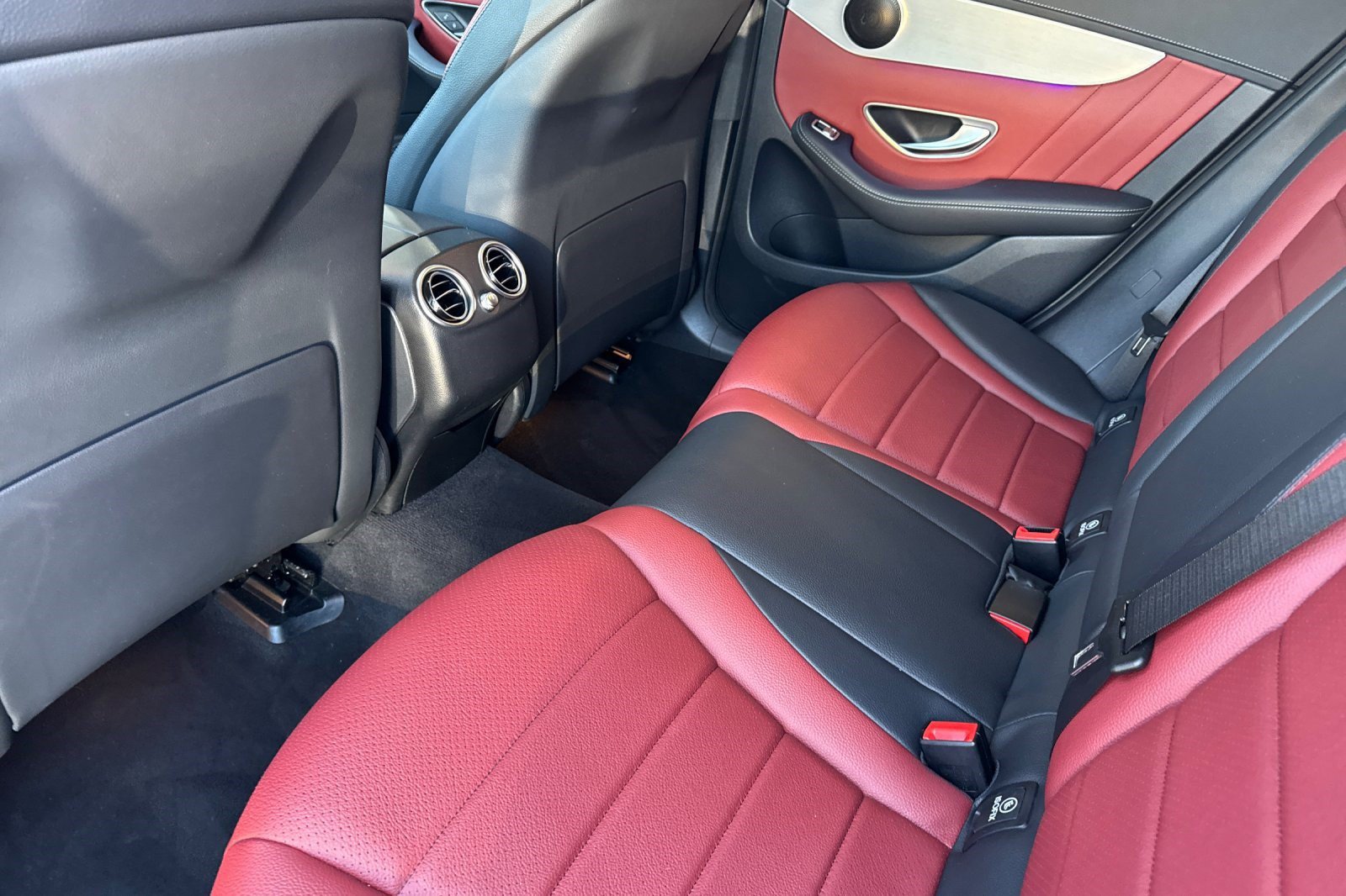 Certified 2023 Mercedes-Benz GLC 300 4MATIC Coupe image 27