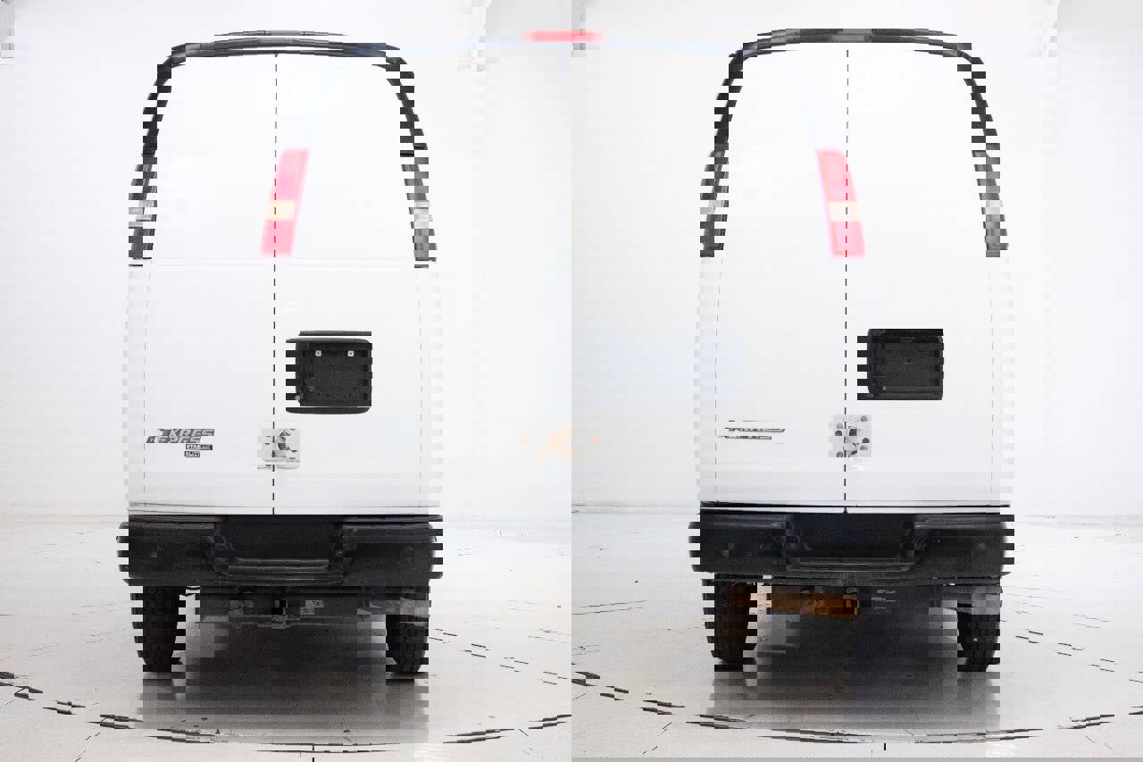 Used 2014 Chevrolet Express 3500 Extended RWD image 15