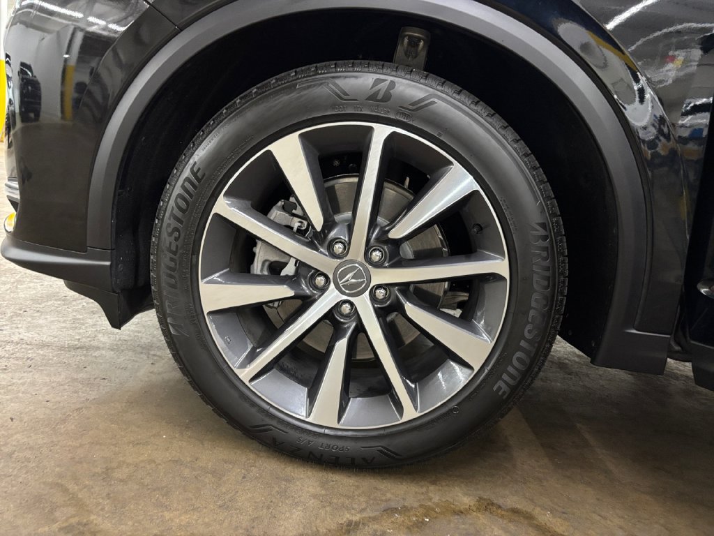 Certified 2026 Acura MDX w/ Technology Package AWD/4WD image 39