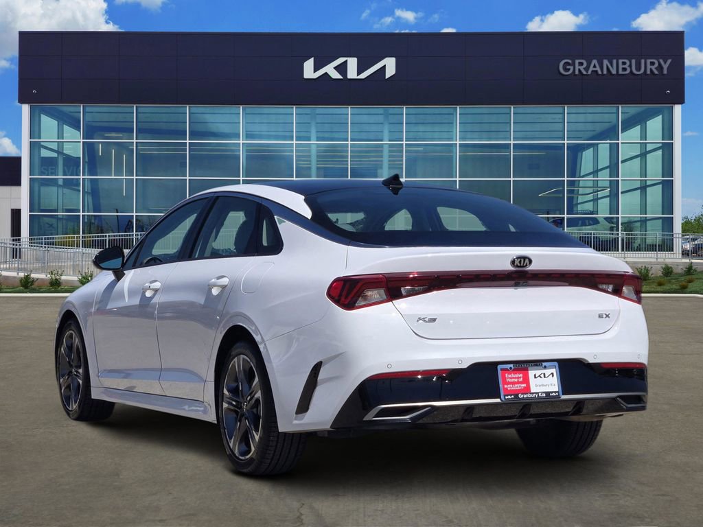 Used 2021 Kia K5 EX w/ EX Premium Package FWD image 4