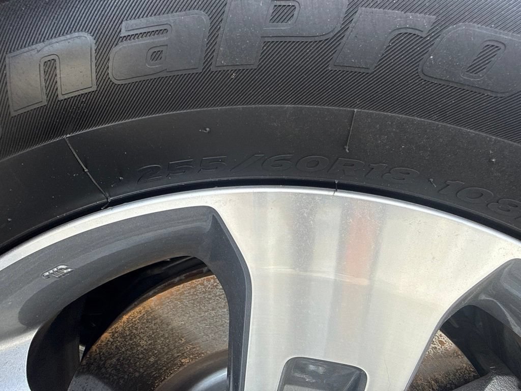 Used 2025 Honda Pilot EX-L image 35
