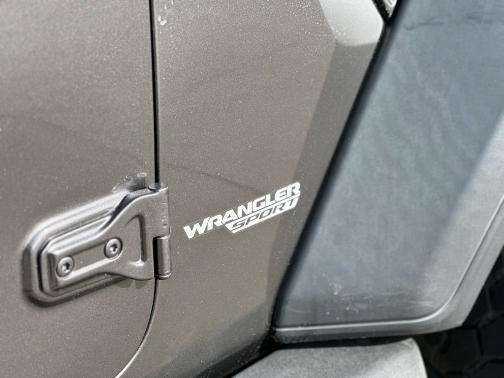 Used 2020 Jeep Wrangler Sport S image 24