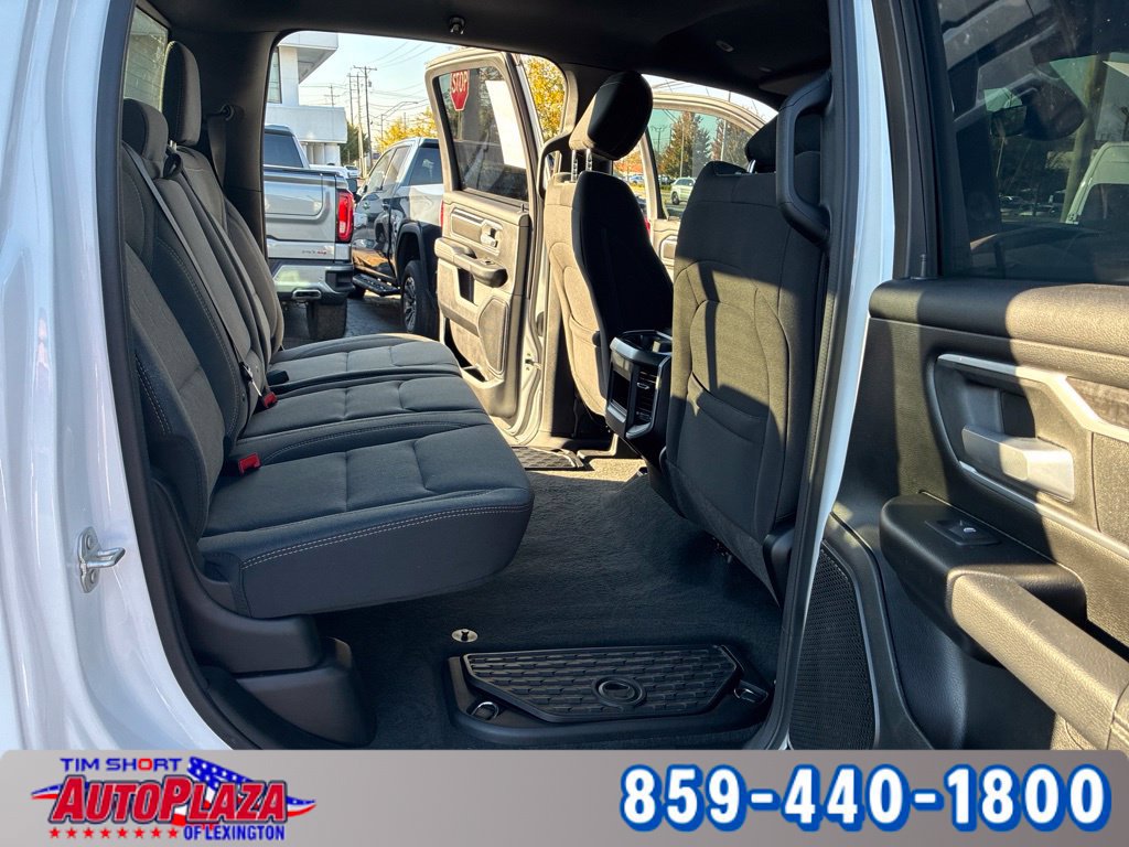 Used 2023 RAM 1500 Big Horn AWD/4WD image 18
