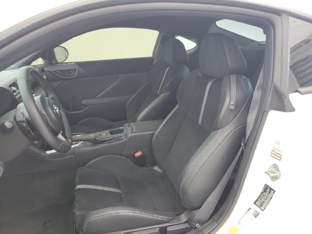 Used 2025 Toyota GR86 Premium RWD image 16