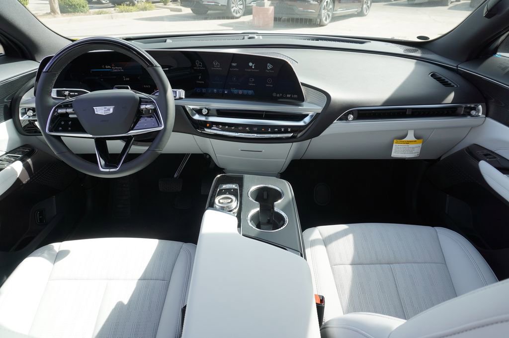 New 2026 Cadillac Lyriq Luxury image 10