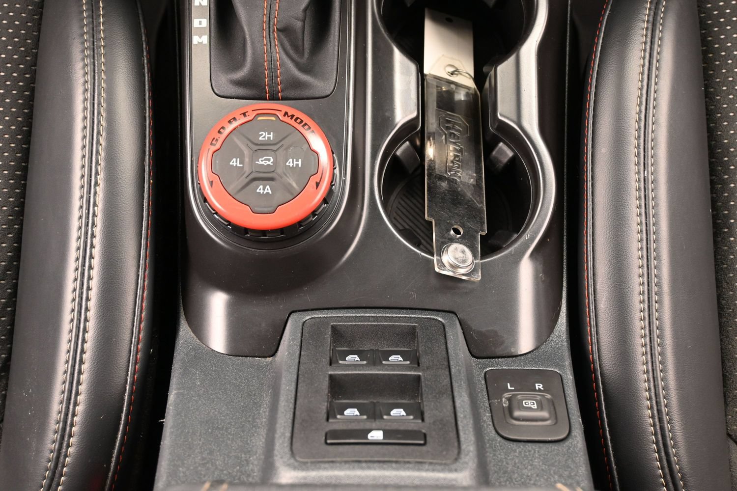 Used 2024 Ford Bronco Raptor w/ Interior Carbon Fiber Pack 6 AWD/4WD image 37