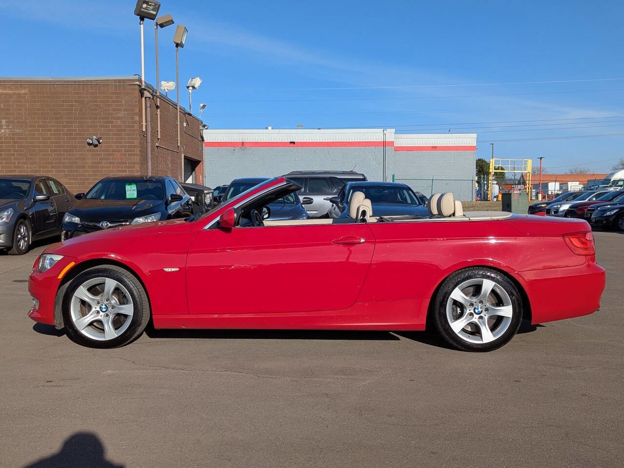 Used 2011 BMW 335i Convertible RWD image 8