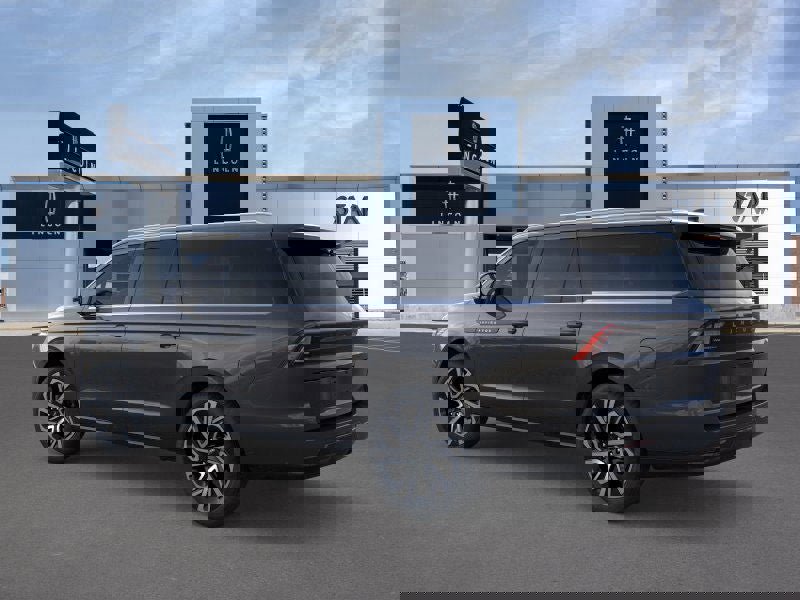 New 2026 Lincoln Navigator L Black Label image 4