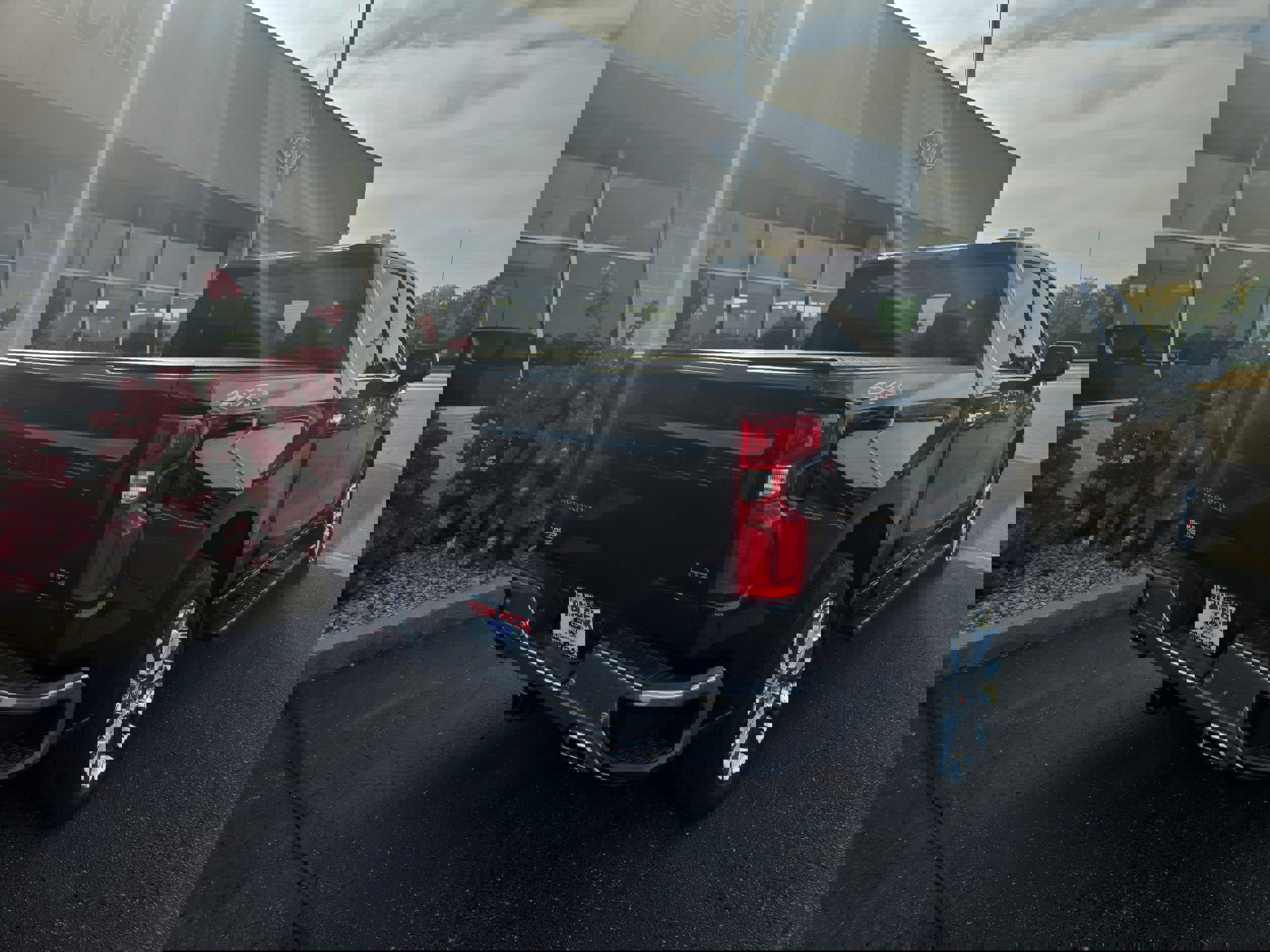 Used 2023 Chevrolet Silverado 1500 LTZ w/ Technology Package image 2