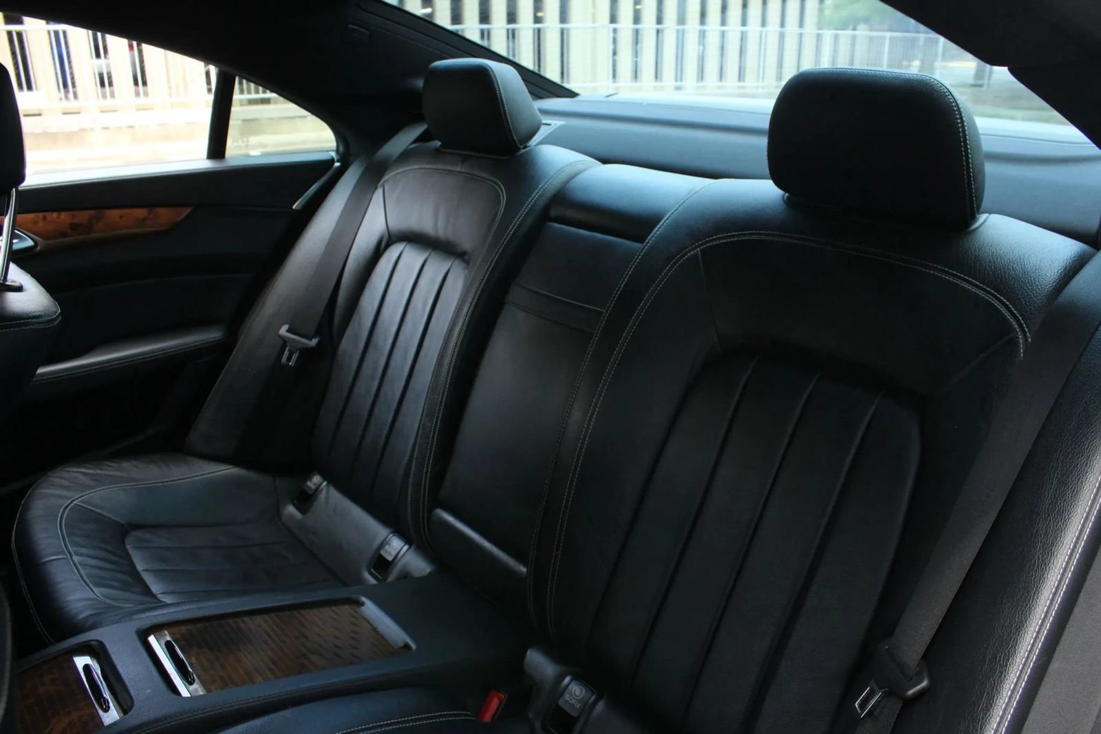 Used 2013 Mercedes-Benz CLS 550 w/ Premium I Pkg image 20