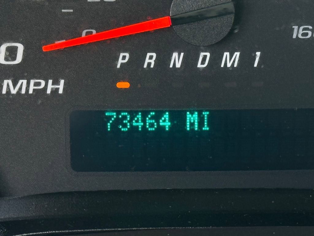 Used 2017 Chevrolet Express 2500 image 24