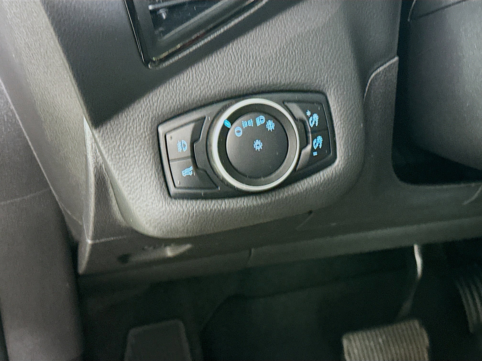 Used 2017 Ford Escape Titanium w/ Equipment Group 301A image 17