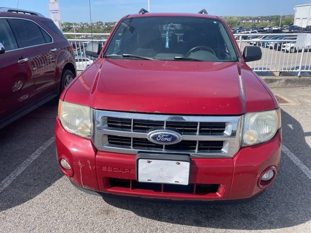 Used 2010 Ford Escape XLT FWD image 2