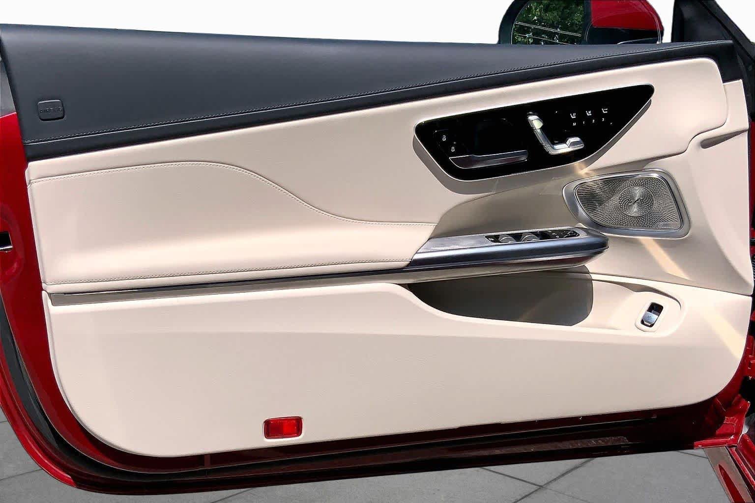 Certified 2025 Mercedes-Benz CLE 450 4MATIC Cabriolet image 22