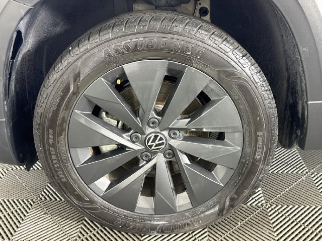 Used 2024 Volkswagen Taos S FWD image 35