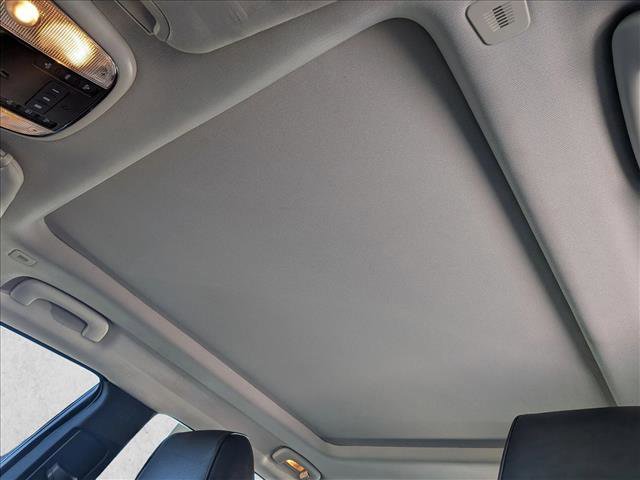 Used 2020 Chrysler 300 Limited image 17