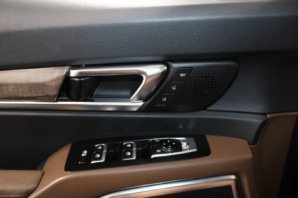 Used 2020 Kia Telluride SX w/ SX Prestige Package AWD/4WD image 40