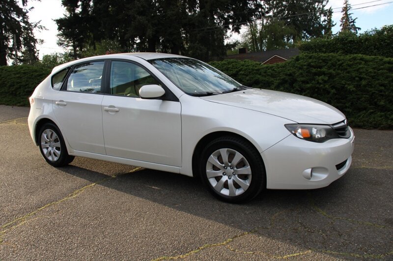 Used 2011 Subaru Impreza 2.5i AWD/4WD image 2