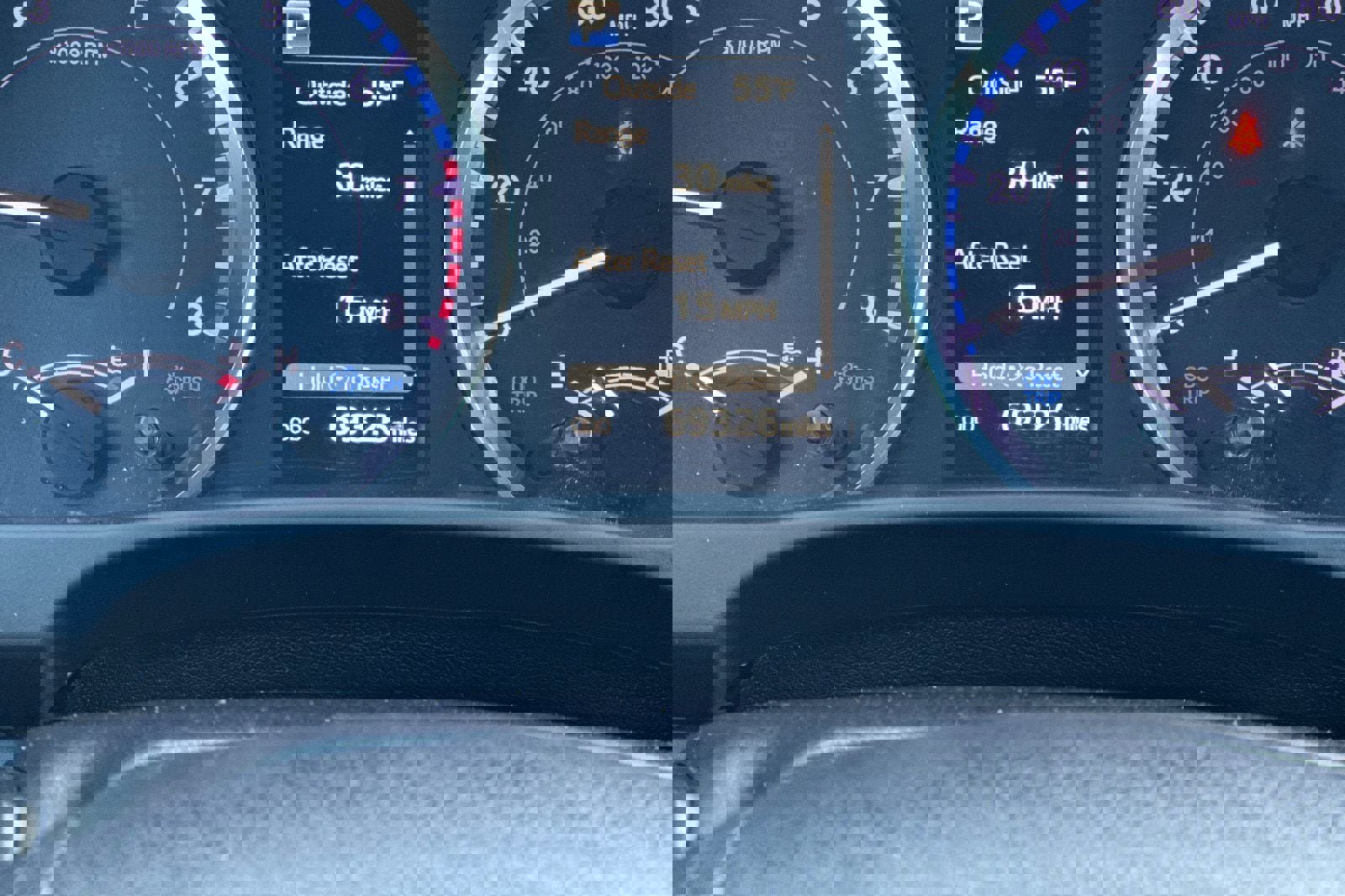 Used 2019 Toyota Highlander LE w/ Carpet Mat Package (TMS) image 27