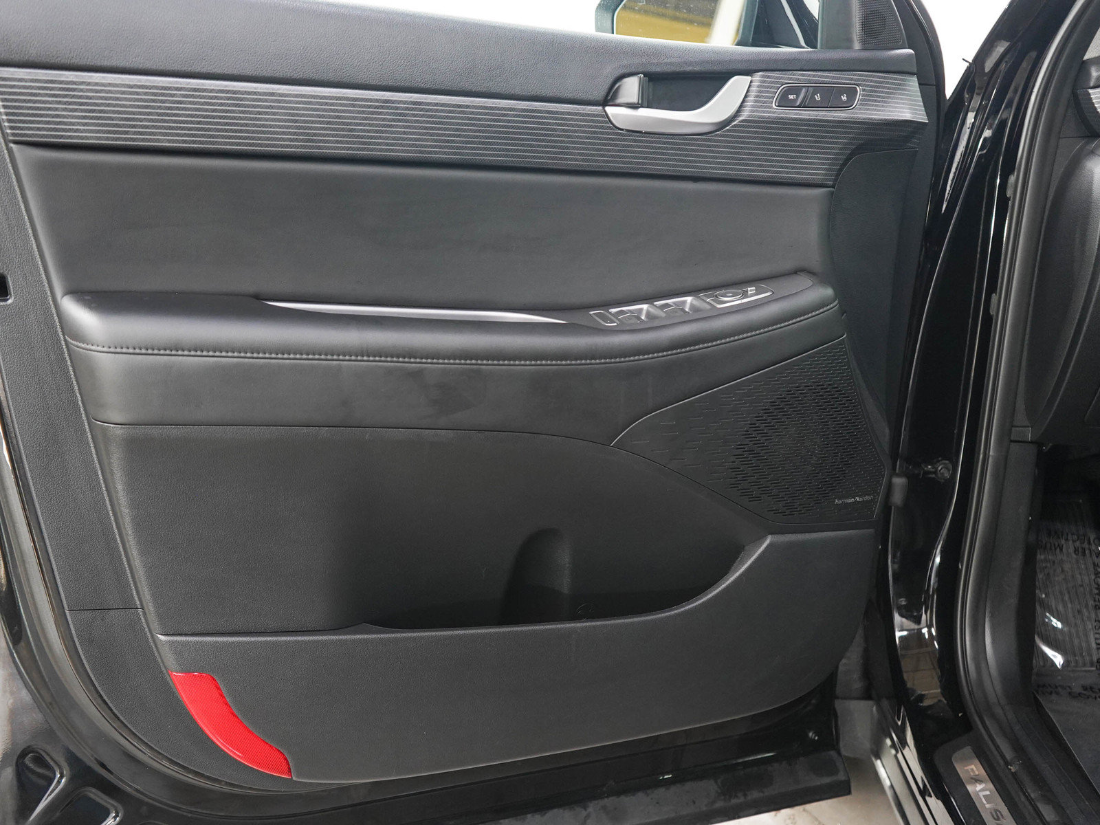 Used 2024 Hyundai Palisade Limited AWD/4WD image 20