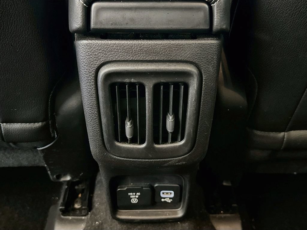 Used 2018 Jeep Compass Latitude w/ Popular Equipment Group AWD/4WD image 24