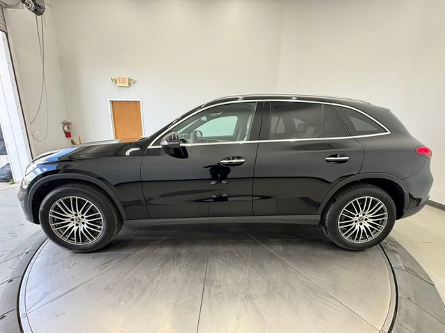 Used 2024 Mercedes-Benz GLC 300 4MATIC image 15