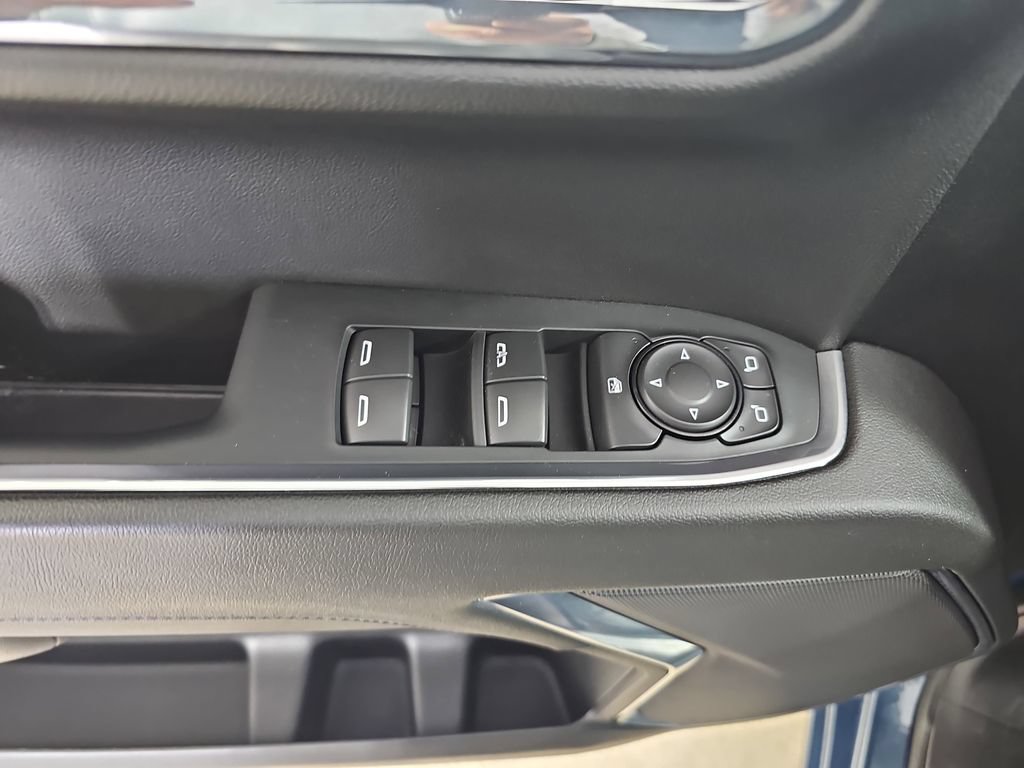 Certified 2024 Chevrolet Silverado 1500 LT AWD/4WD image 33