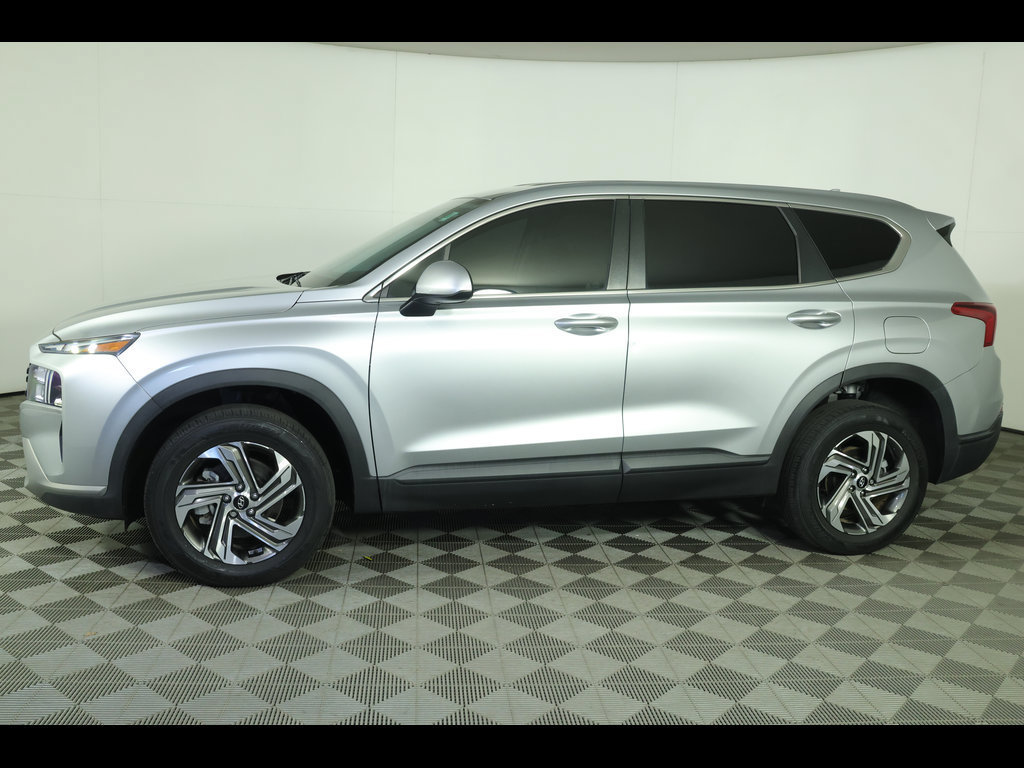 Used 2023 Hyundai Santa Fe SE w/ Cargo Package AWD/4WD image 13