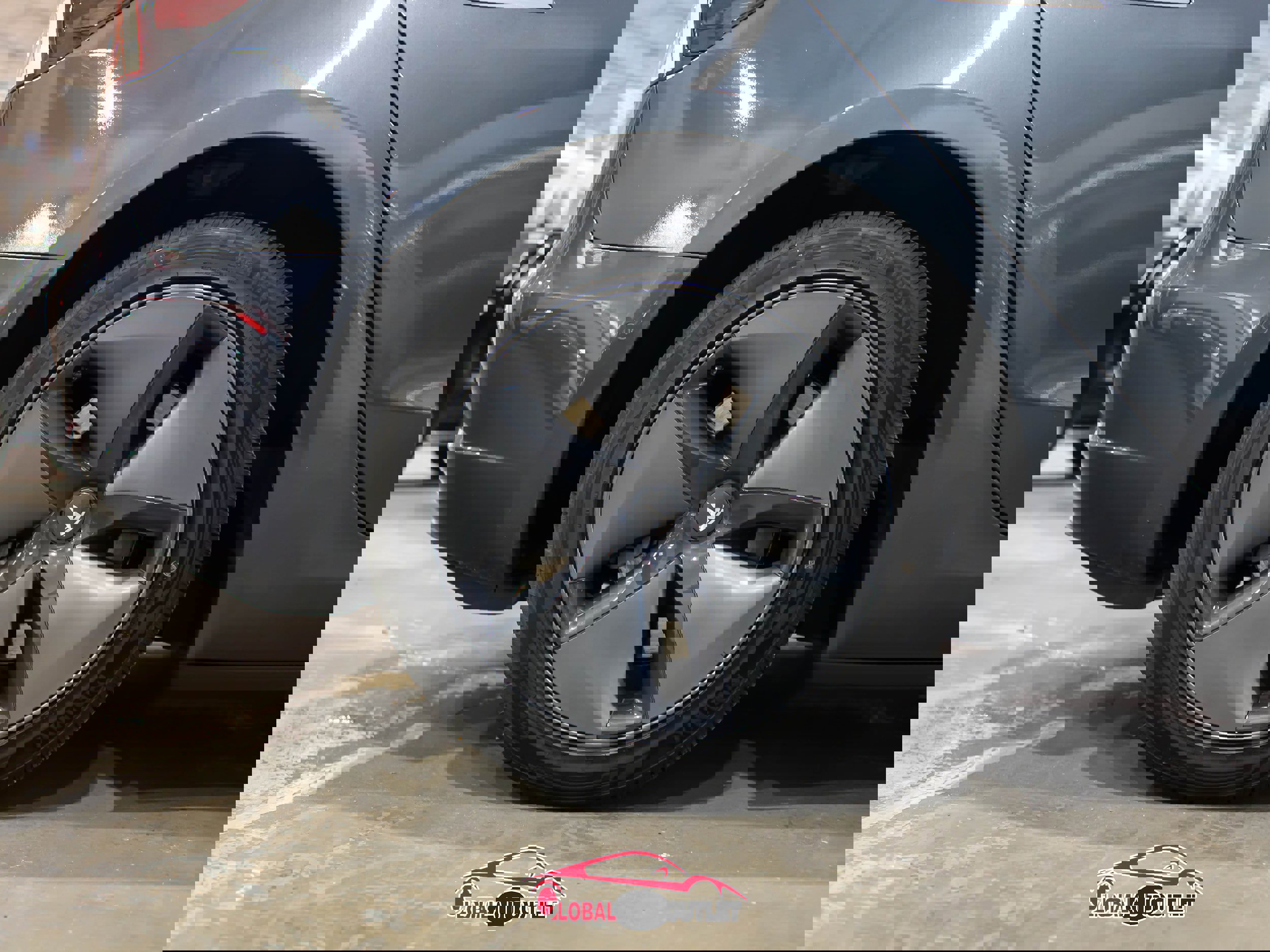 Used 2020 Tesla Model 3 Standard Range Plus image 11