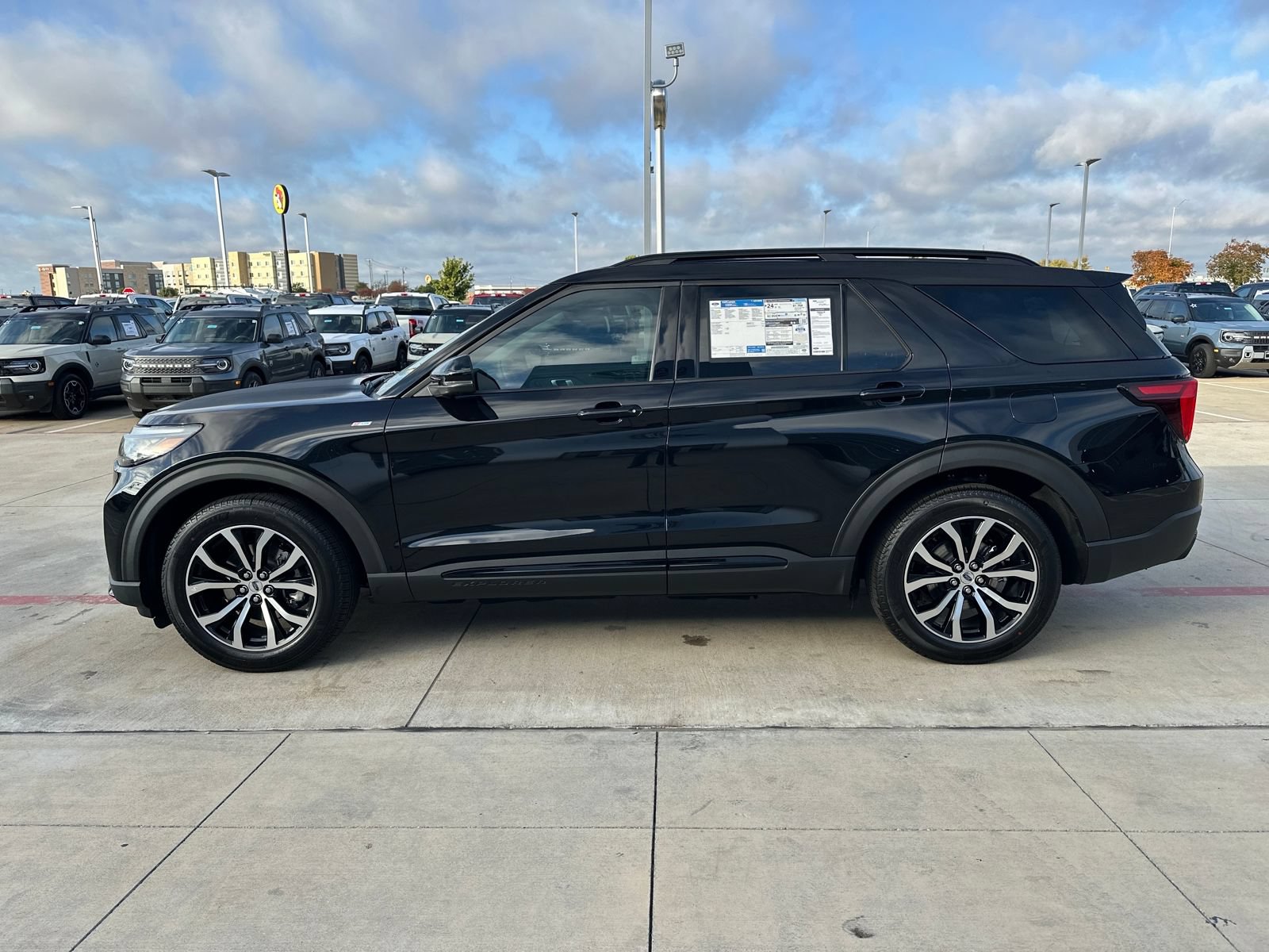 New 2026 Ford Explorer ST-Line w/ Premium Package RWD image 2
