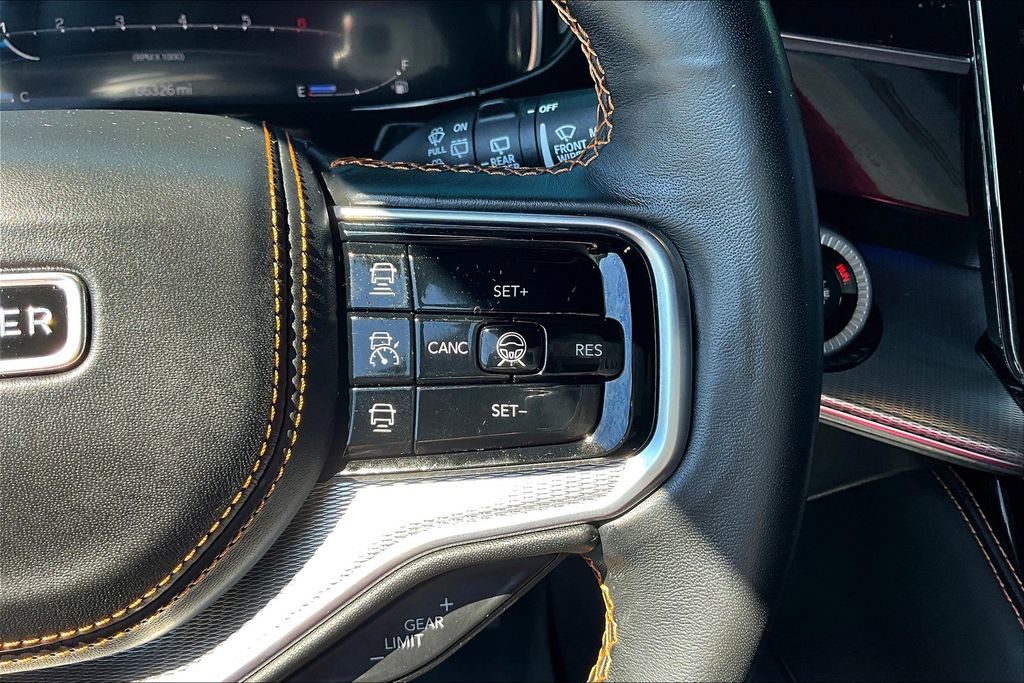 Used 2023 Jeep Grand Wagoneer L Series III image 19