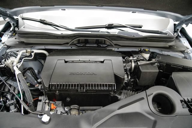 Certified 2025 Honda Pilot Sport image 24