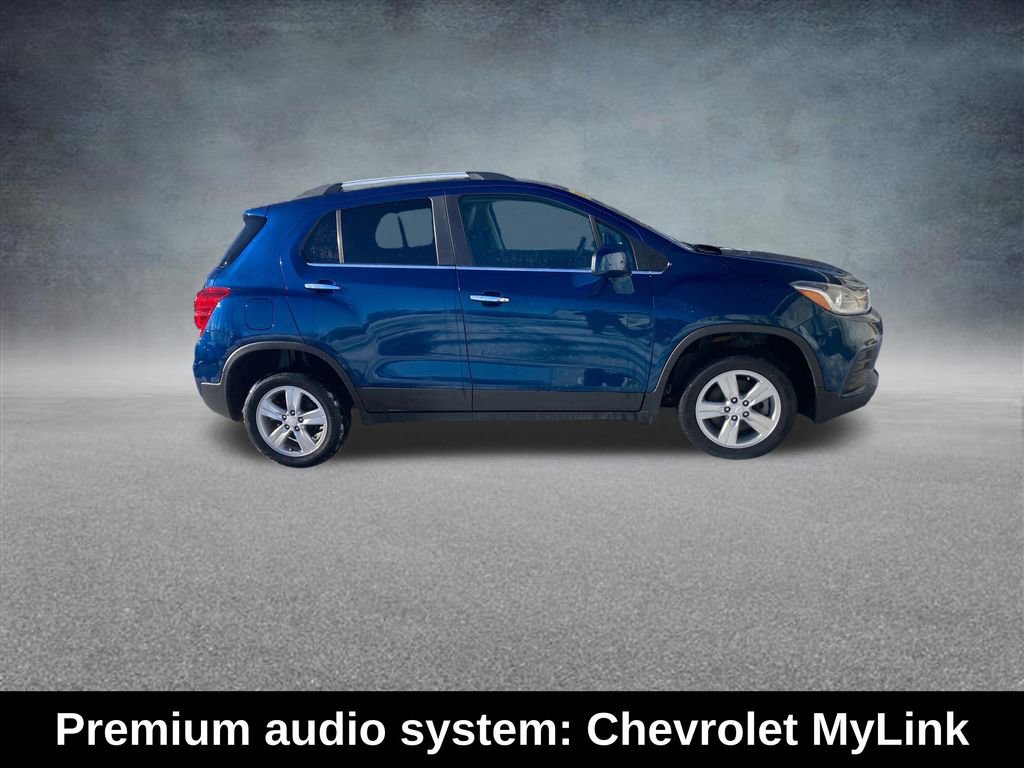 Used 2020 Chevrolet Trax LT w/ LT Convenience Package image 7