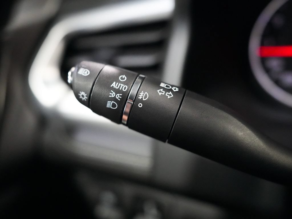 Used 2020 GMC Acadia SLT w/ Trailering Package AWD/4WD image 23