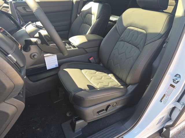 New 2026 Nissan Pathfinder Platinum AWD/4WD image 23