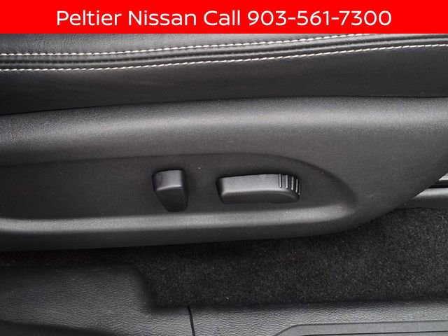 Certified 2024 Nissan Murano SV w/ SV Midnight Edition Package FWD image 14