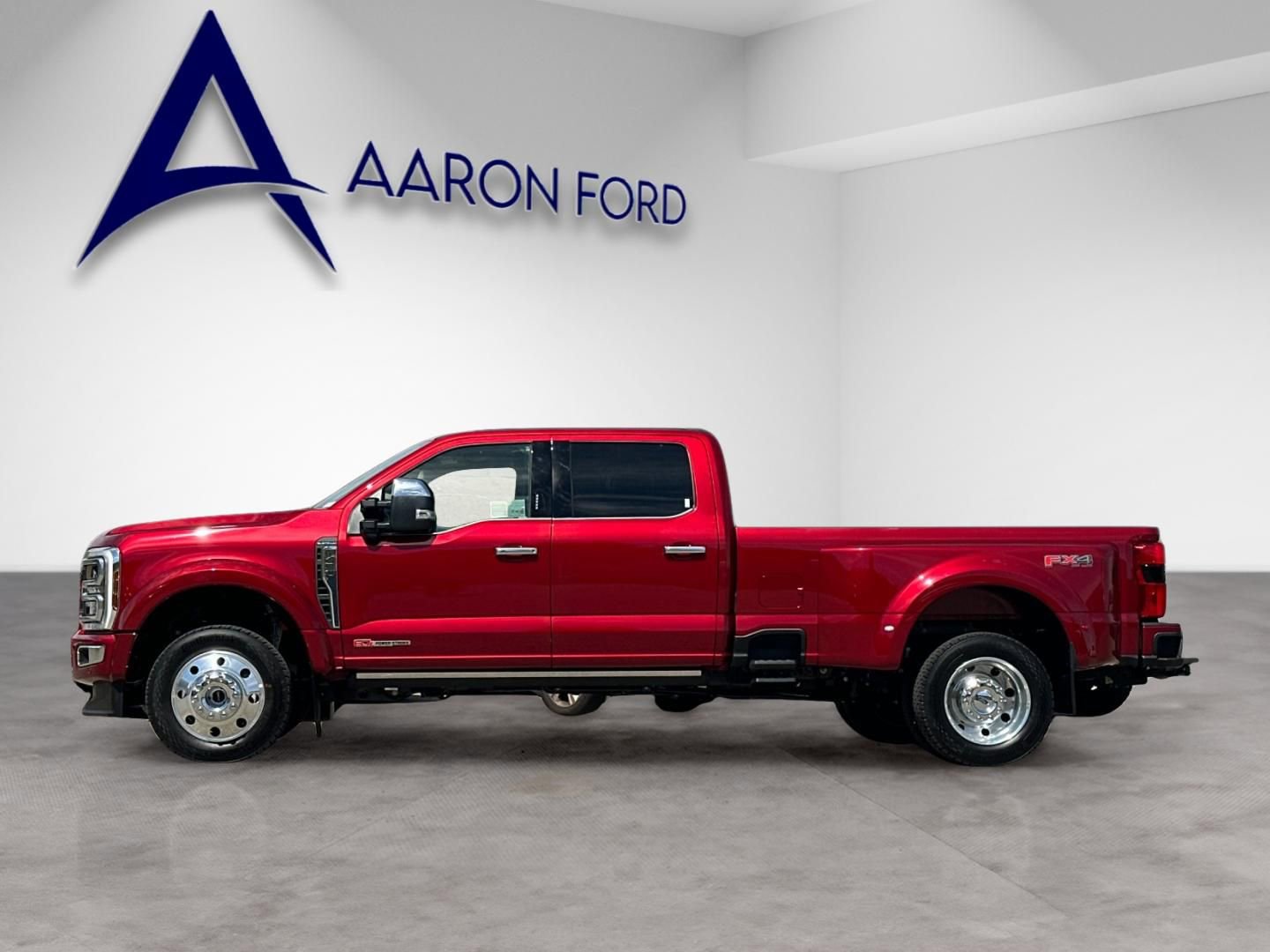 Used 2026 Ford F450 Platinum w/ Platinum Plus Package image 3