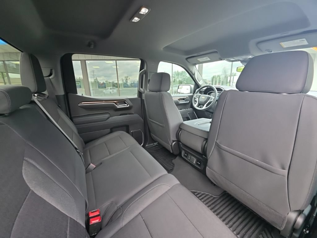 Used 2026 Chevrolet Silverado 1500 LT AWD/4WD image 15