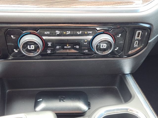 Used 2024 Chevrolet Silverado 1500 LT Trail Boss w/ Convenience Package II AWD/4WD image 21