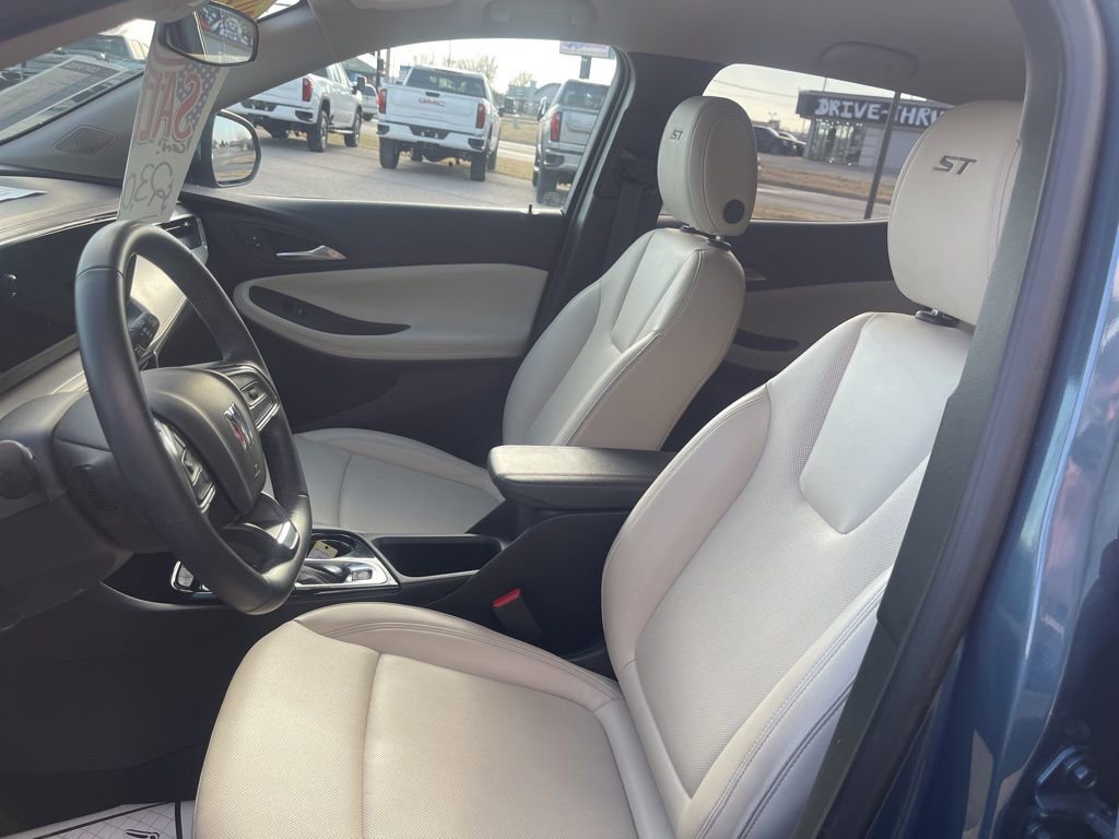 Certified 2024 Buick Encore GX Sport Touring image 23