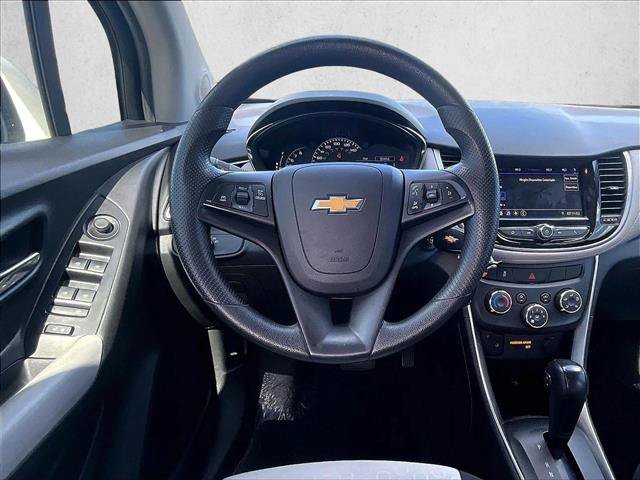 Used 2021 Chevrolet Trax LS w/ Tint and Cruise Package FWD image 7