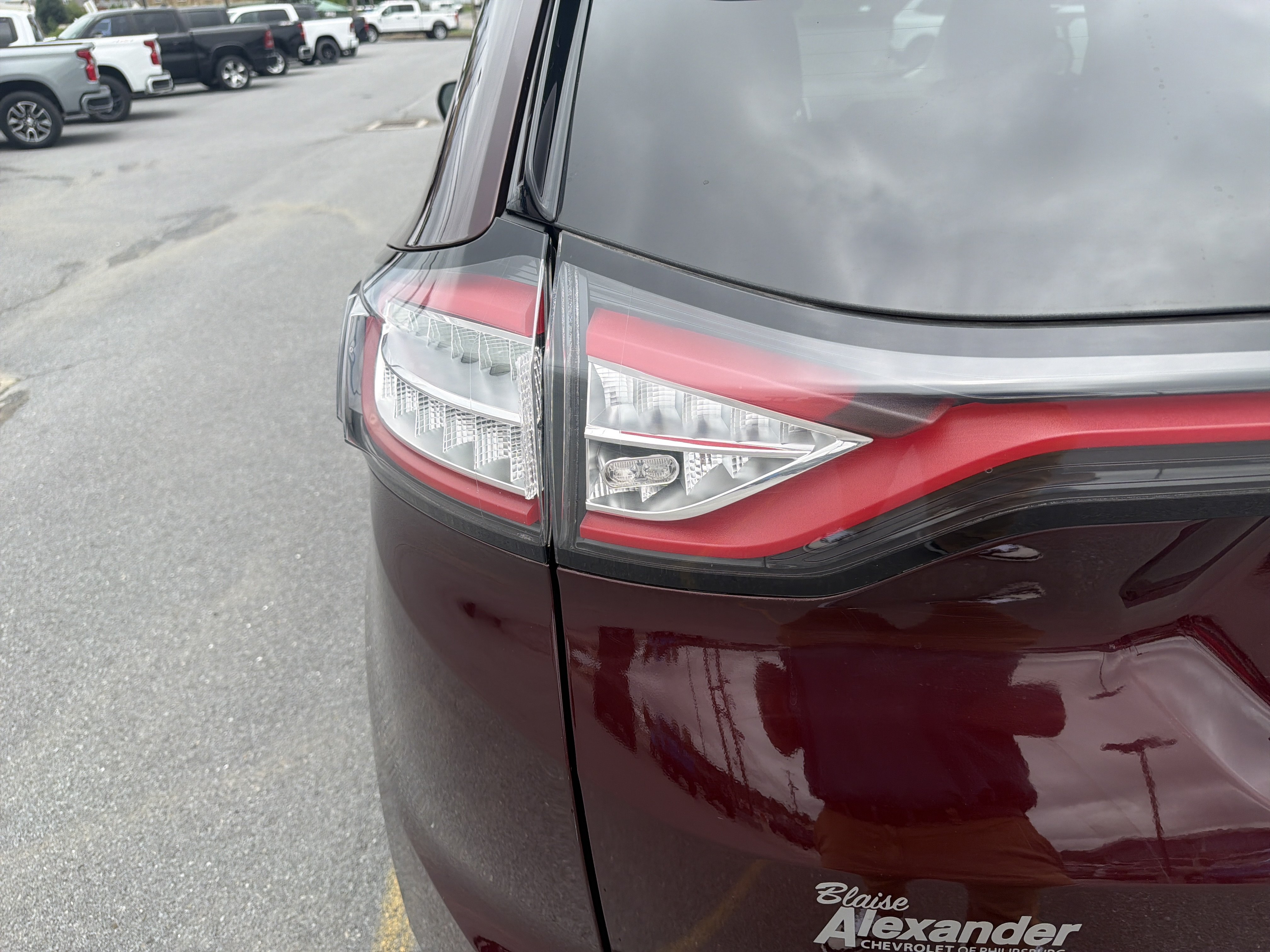 Used 2017 Ford Edge SEL w/ Equipment Group 201A AWD/4WD image 15