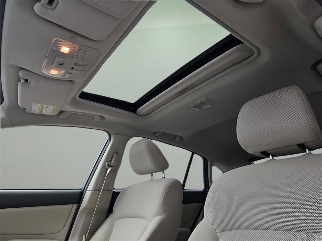 Used 2015 Subaru Crosstrek 2.0i Premium w/ Moonroof Package image 19