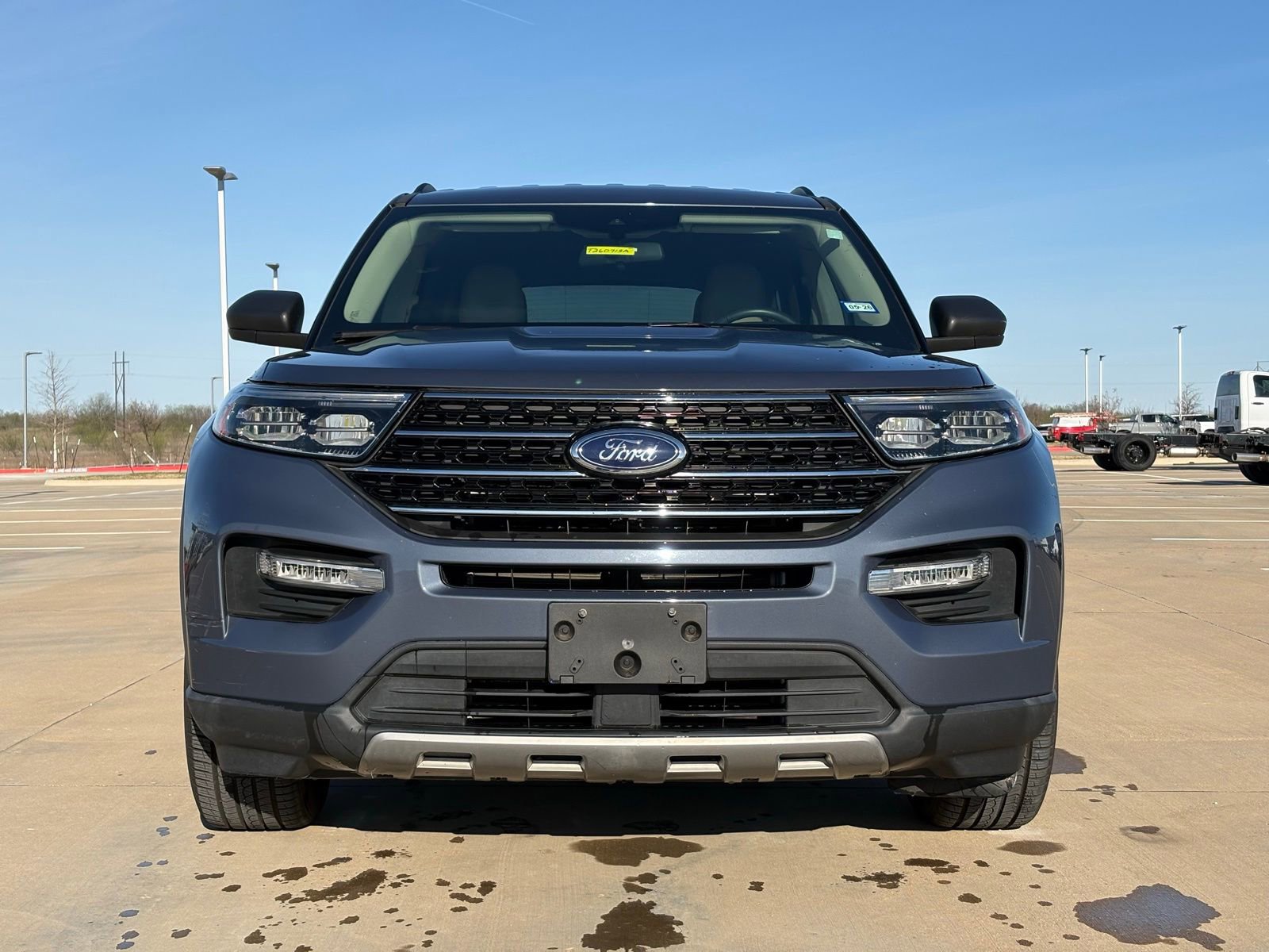 Used 2021 Ford Explorer XLT w/ Equipment Group 202A image 2