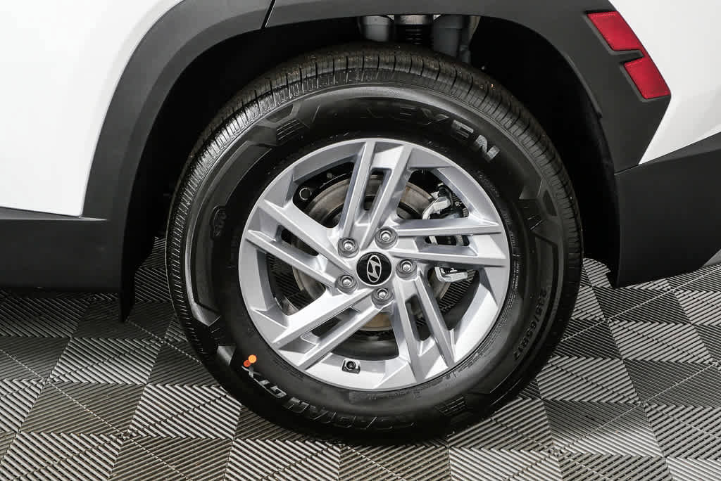 New 2026 Hyundai Tucson SE image 36