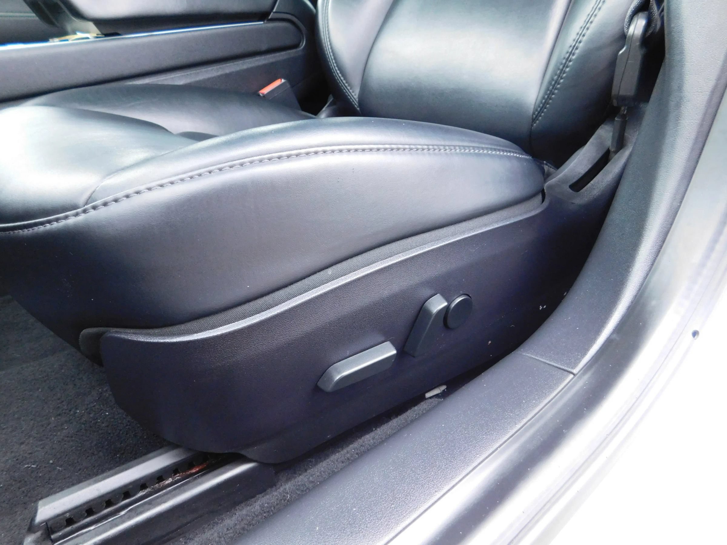 Used 2019 Tesla Model 3 Standard Range Plus RWD image 15