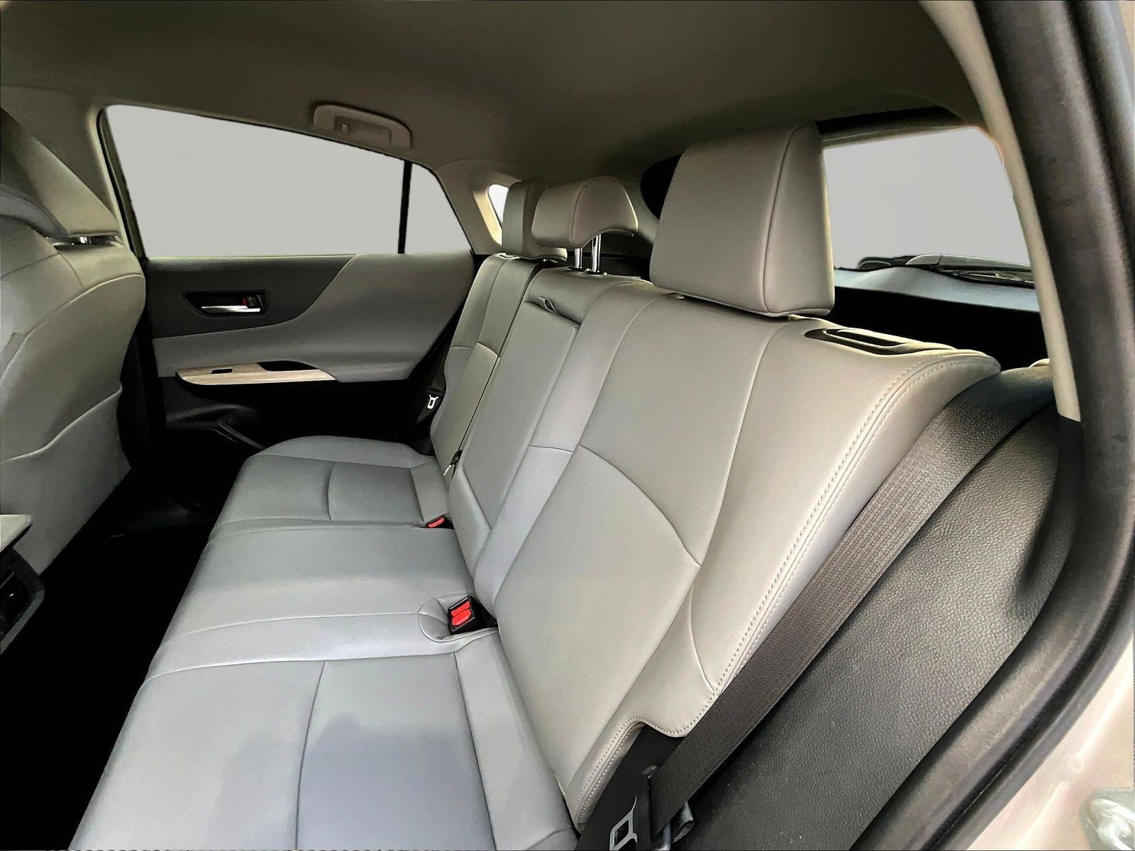 Used 2024 Toyota Venza XLE AWD/4WD image 22