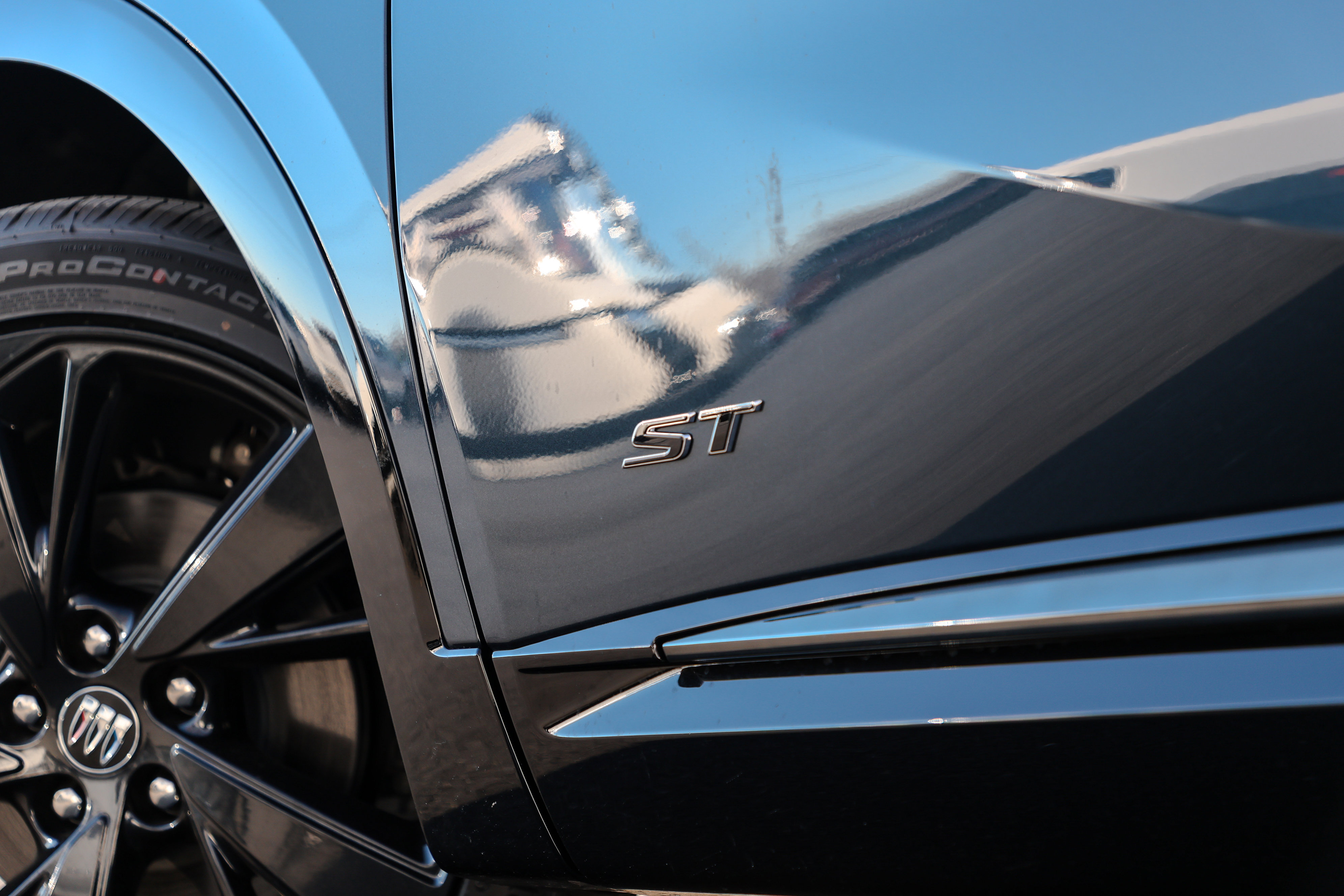 New 2026 Buick Envision Sport Touring image 5